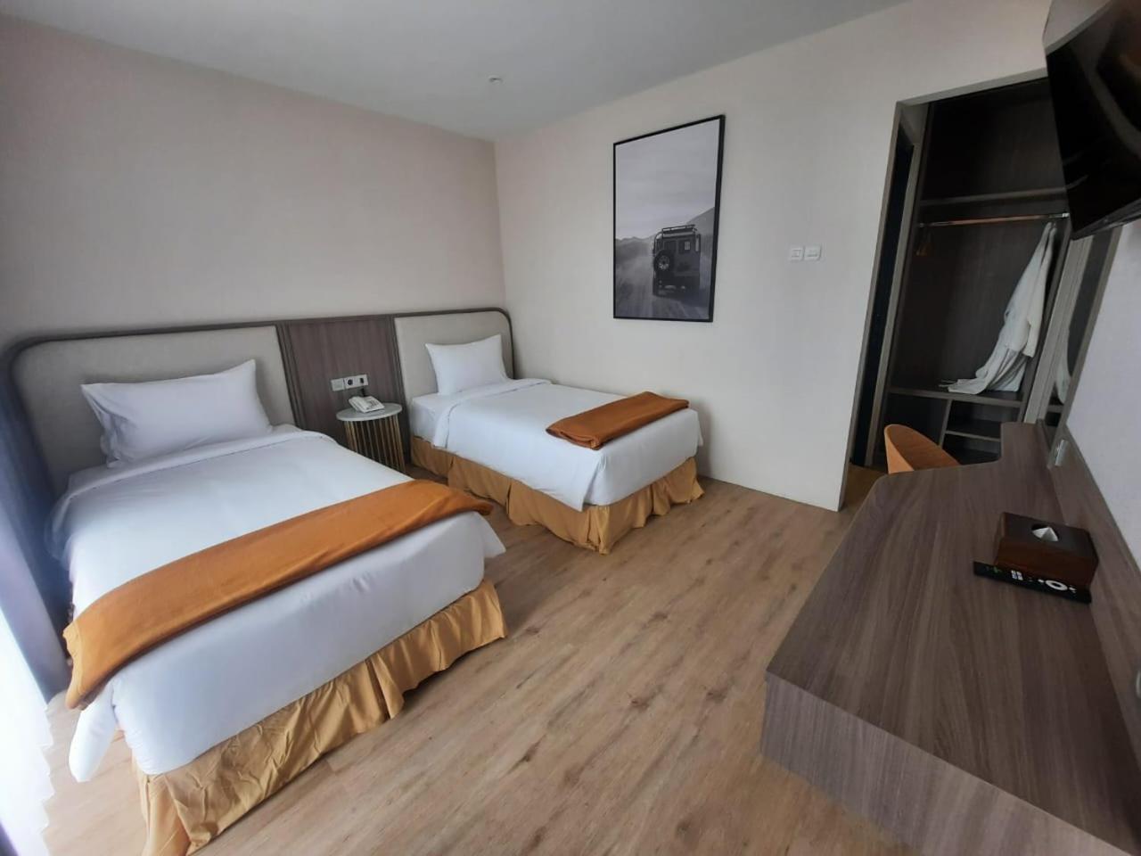 Hotel Nature Bromo And Resort ปาซูรูอัน ภายนอก รูปภาพ