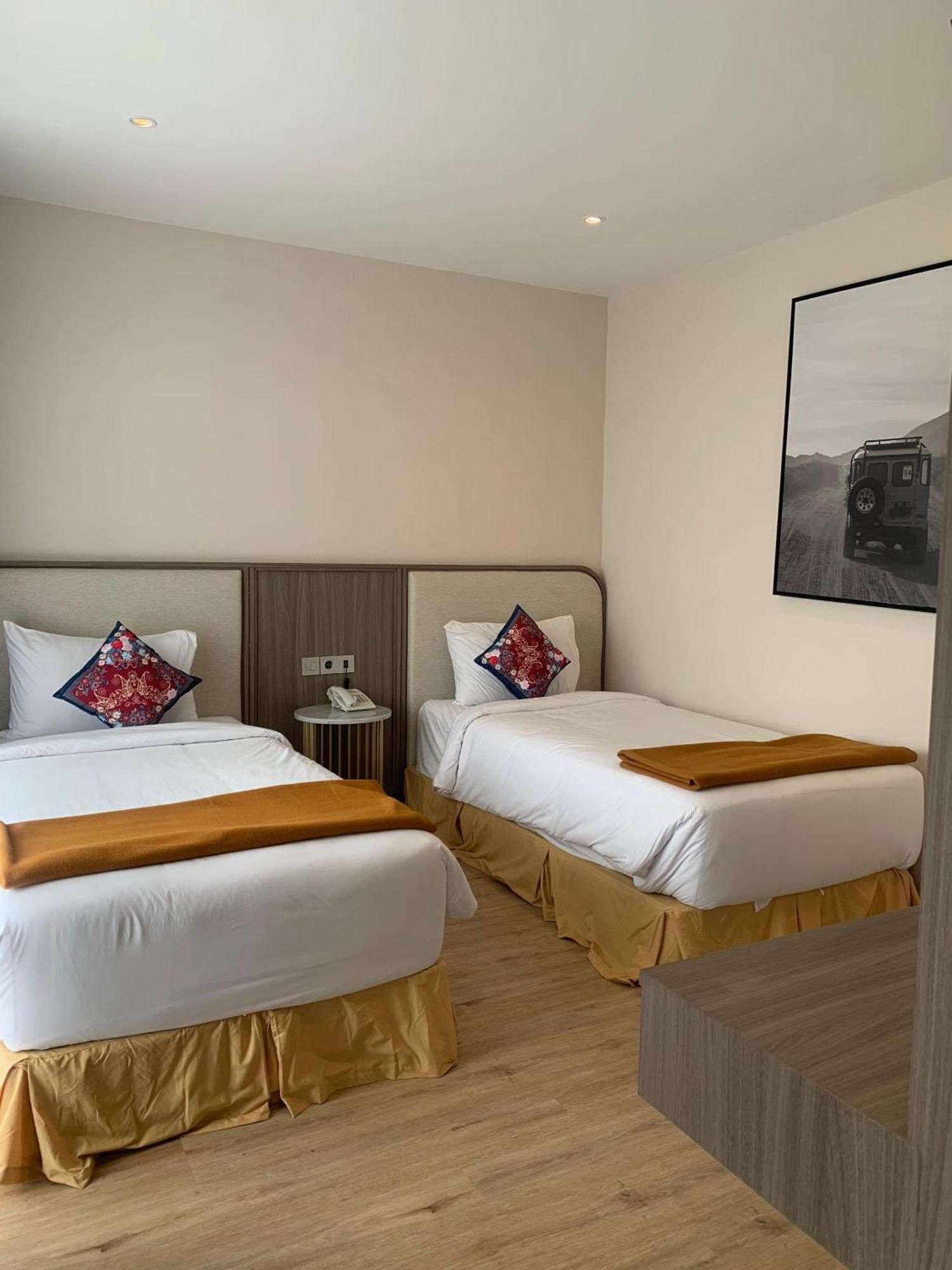 Hotel Nature Bromo And Resort ปาซูรูอัน ภายนอก รูปภาพ