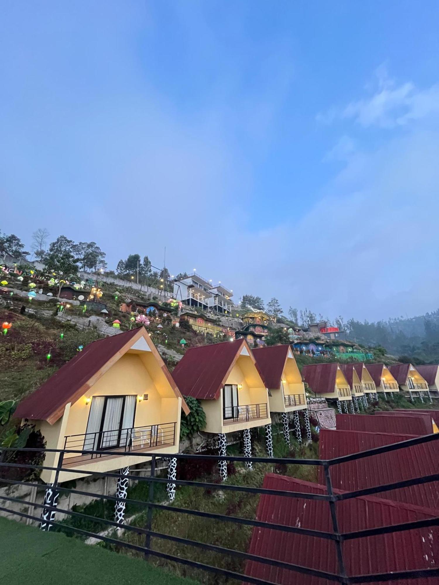 Hotel Nature Bromo And Resort ปาซูรูอัน ภายนอก รูปภาพ